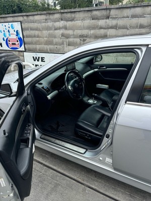 image 6 of interior