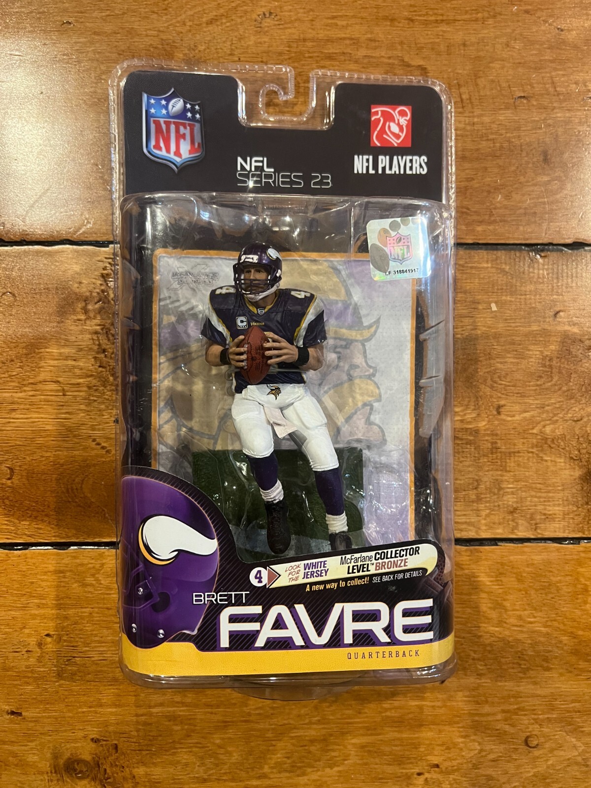 New McFarlane 2010 Brett Favre Minnesota Vikings NFL series 23