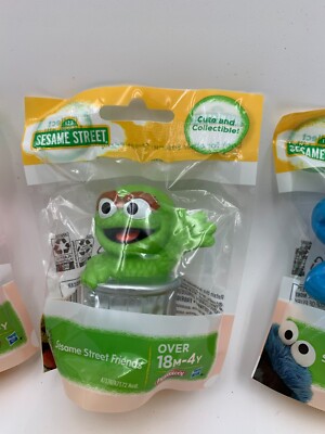 Playskool Sesame Street Friends 3'' Cookie Monster Elmo Oscar The Grouch