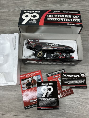 NHRASnap-on 2010 Cruz Pedregon 1/24 ミニカー $_12.JPG?set_id=880000500F