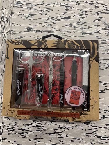 Ed Hardy 7-piece man manicure kit Plus Case And New Sealed