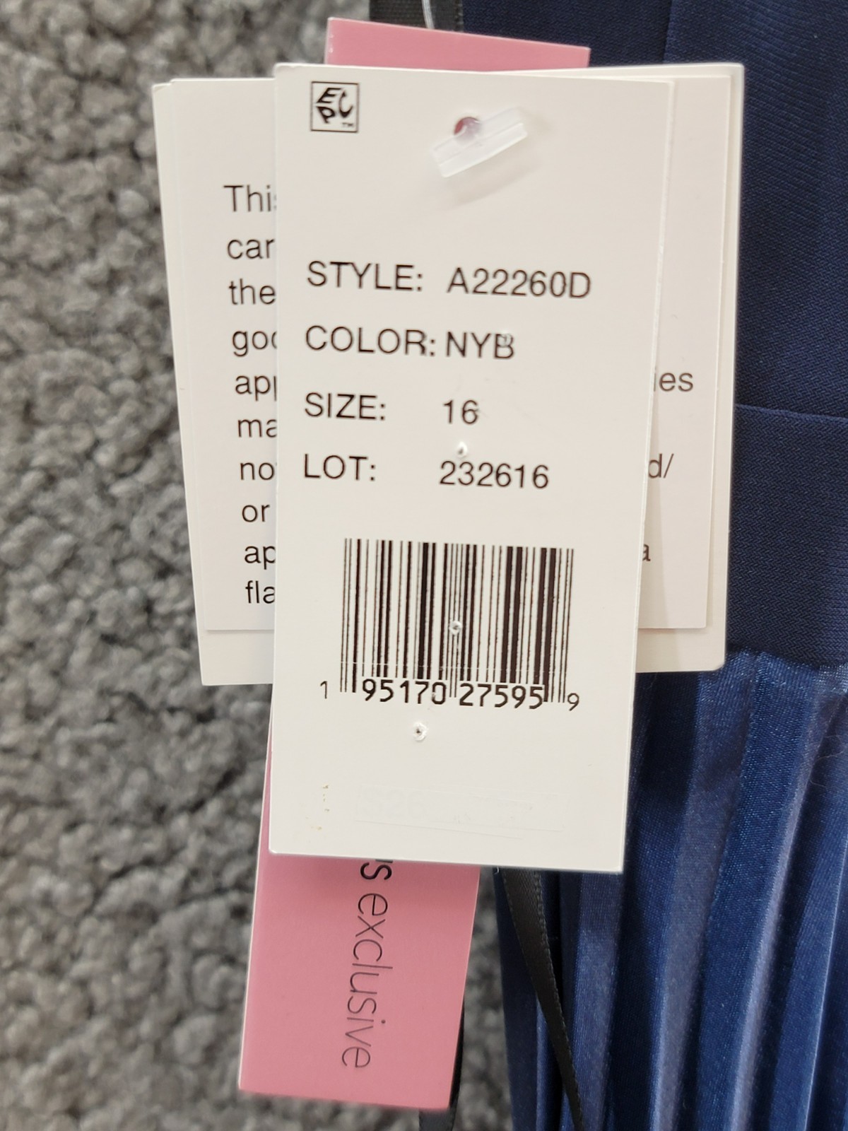 AQUA Pleated Shimmer Mixed Media Gown Women's 16 Navy/Blue V-Neck Back Zipped - Picture 15 of 15