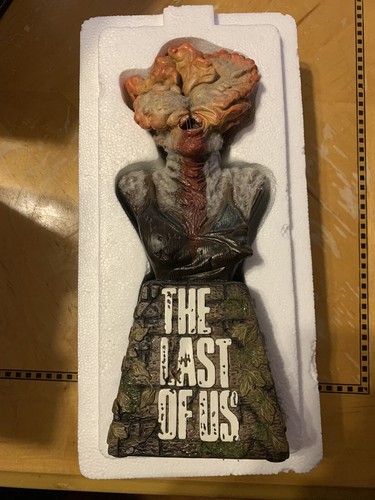 The Last Of Us Limited Edition Clicker Bust 120/1500 VG With