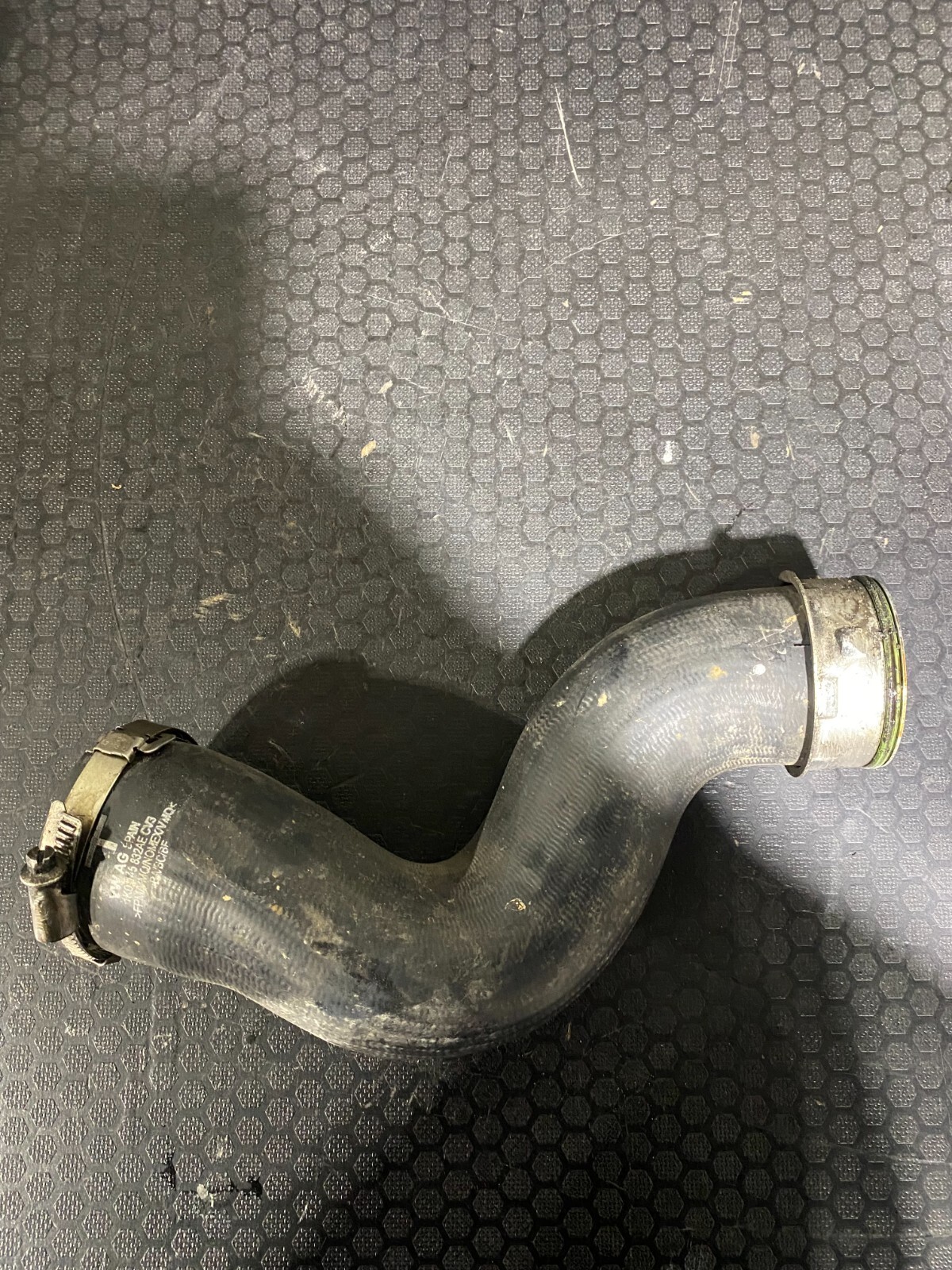 Volkswagen Golf MK5 / MK6 2004-2013 Intercooler Pipe 1K0145832AE Volkswagen