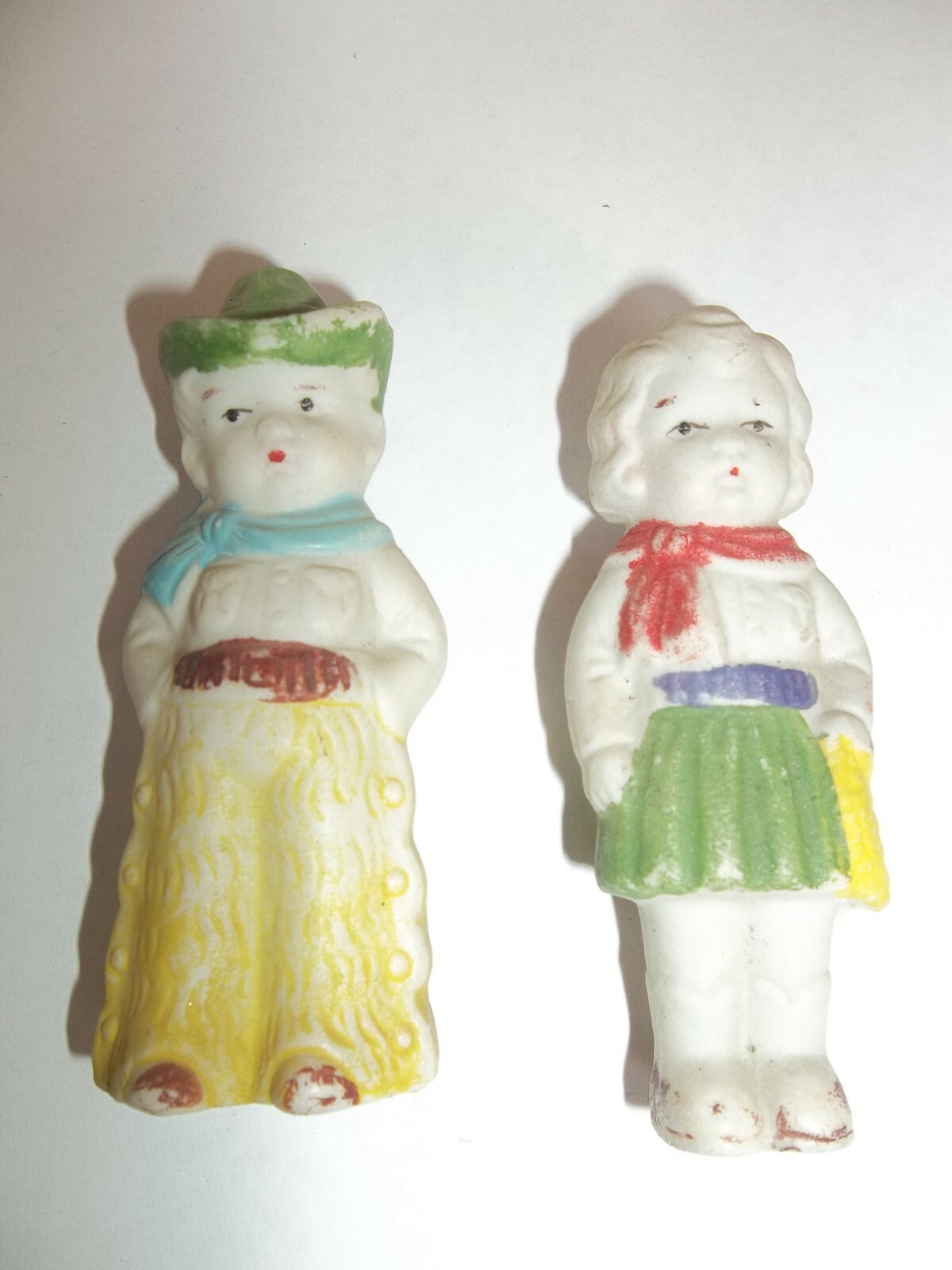 PORCELAIN COWBOY WITH A HAT & COWGIRL SM FIGURINE JAPAN 1900