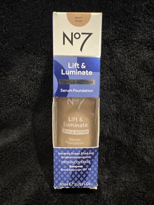 NWB No7 Lift & Luminate Triple Action Serum Foundation, Warm Beige (1 oz) 04/26