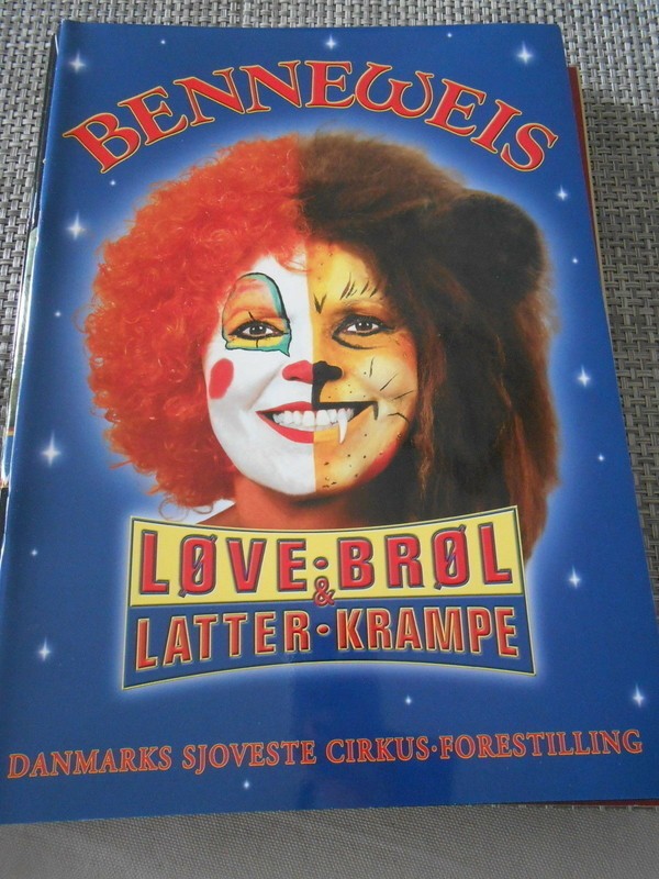 Programme Cirque/Circus Program 2002 Cirkus Benneweis Danemark/Denmark