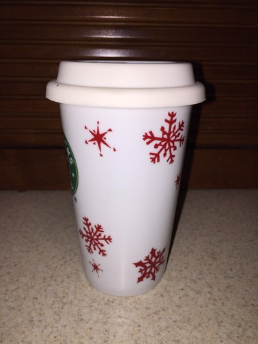 STARBUCKS 2010 CHRISTMAS CERAMIC 10 OZ COFFEE MUG TUMBLER with lid snowflake