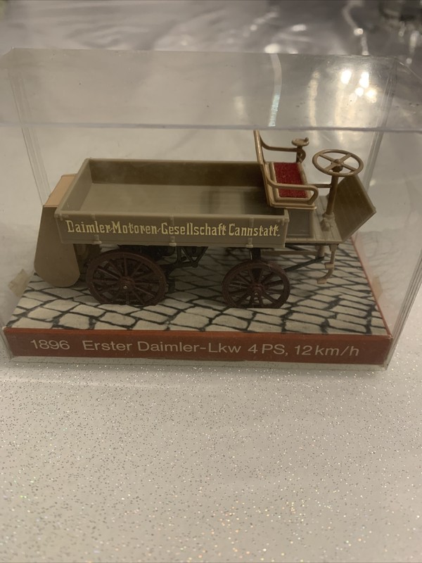 Figurine Erster Daimler-Lkw 4ps 1896