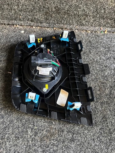 2011y〜フォードエクスプローラー純正センタースピーカー 16 17 18 19 Ford Explorer Center Dash Speaker Assembly CE5T-18932