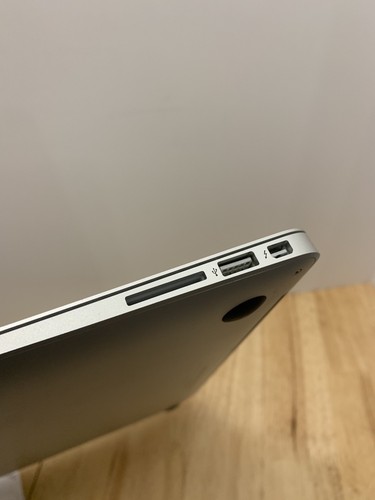 Mid 2013 MacBook Air 13 i7 512gb SSD 8gb Excellent