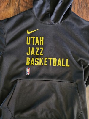 Nike EngineeredUtah Jazz 23/24 Performance Spotlight On-Court Practice Hoodie L