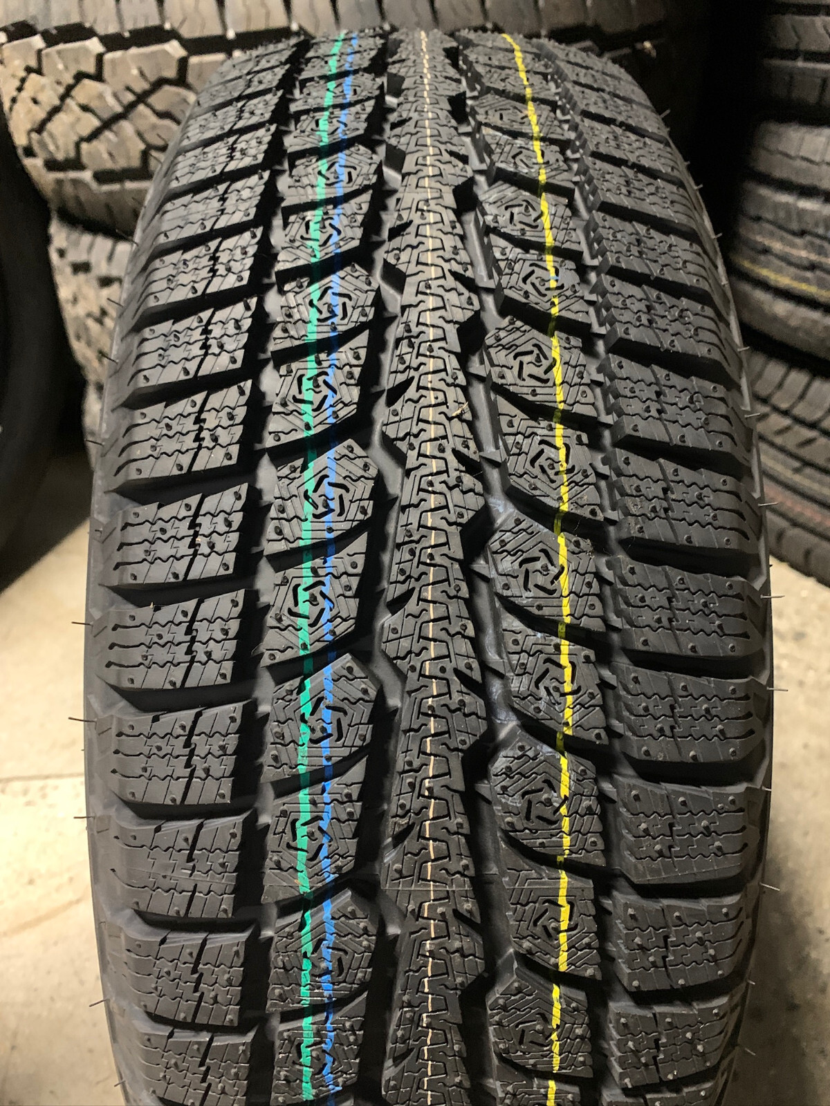 手渡し限定　TOYO TIRES OBSERVE GIZ 195/65 R15 Amazon.co.jp: Toyo Tires OBSERVE GIZ2 195/65R15 91Q Tire