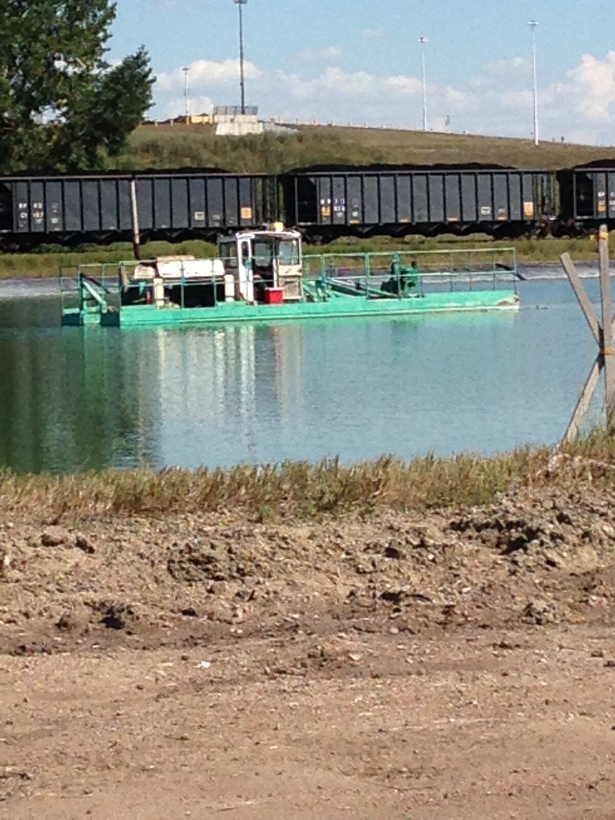 MC-915 MUDCAT  AUGER DREDGE, USED, 8