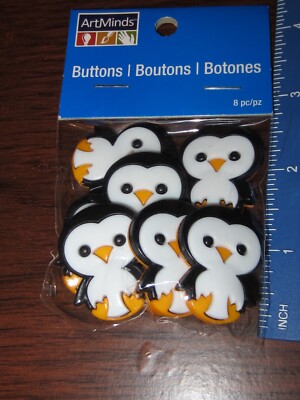 Art Minds Buttons Penguin 8 pc plastic eye back