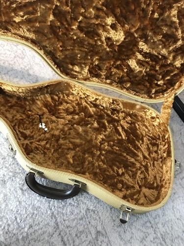 Used Fender Tweed Thermometer Hardshell Case Tele/Strat Vintage Reissue Case