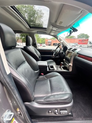 image 5 of interior