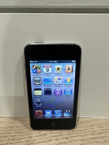 iPod touch 3rd Generation A1318 - 32GB - iOS 4.3, Good Condition