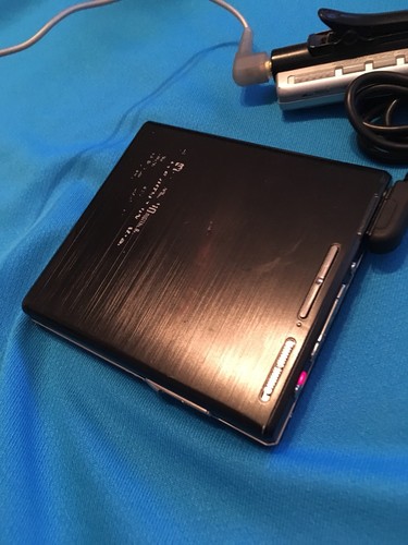 SONY MZ-EH1 HiMD Mini Disc Player  Black