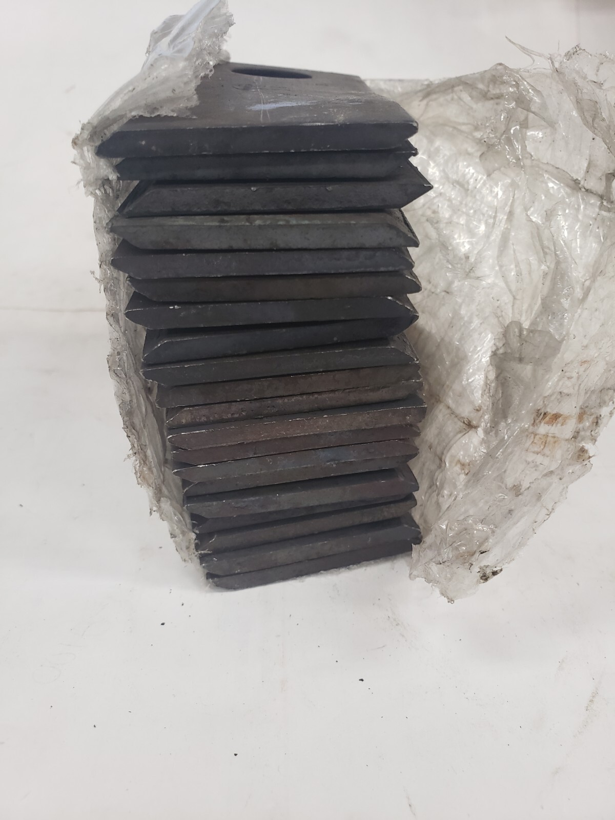 Qty/20 SuperTuf 5TIDM411221 Disc Mower Blade John Deere