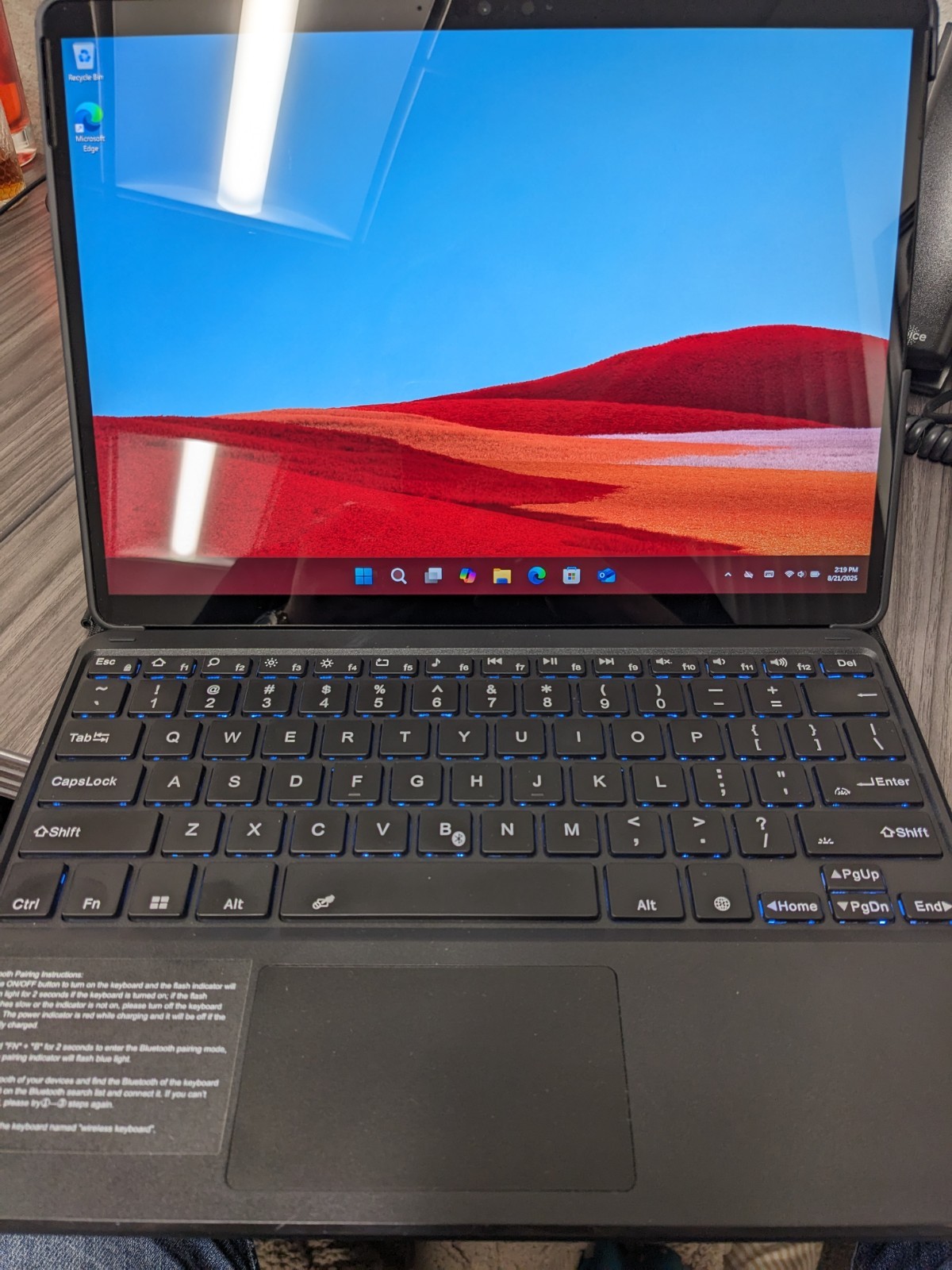 Microsoft - 新品 Microsoft Surface Pro X■SQ2/16G/512GB Microsoft updates the Surface Pro X with a new processor option