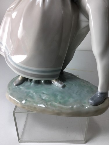 LLADRO Retired Porcelain Figurine Waltz Time # 4856 Precious Love Couple Kissing