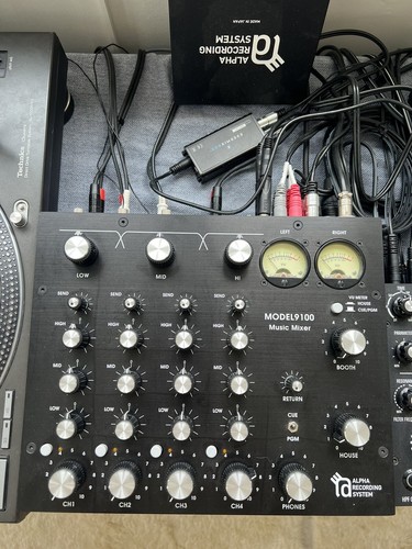 ALPHA アルファ MODEL9100BローリーDJミキサー今だけ値下げ ALPHA アルファ MODEL9100BローリーDJミキサー今だけ値下げ