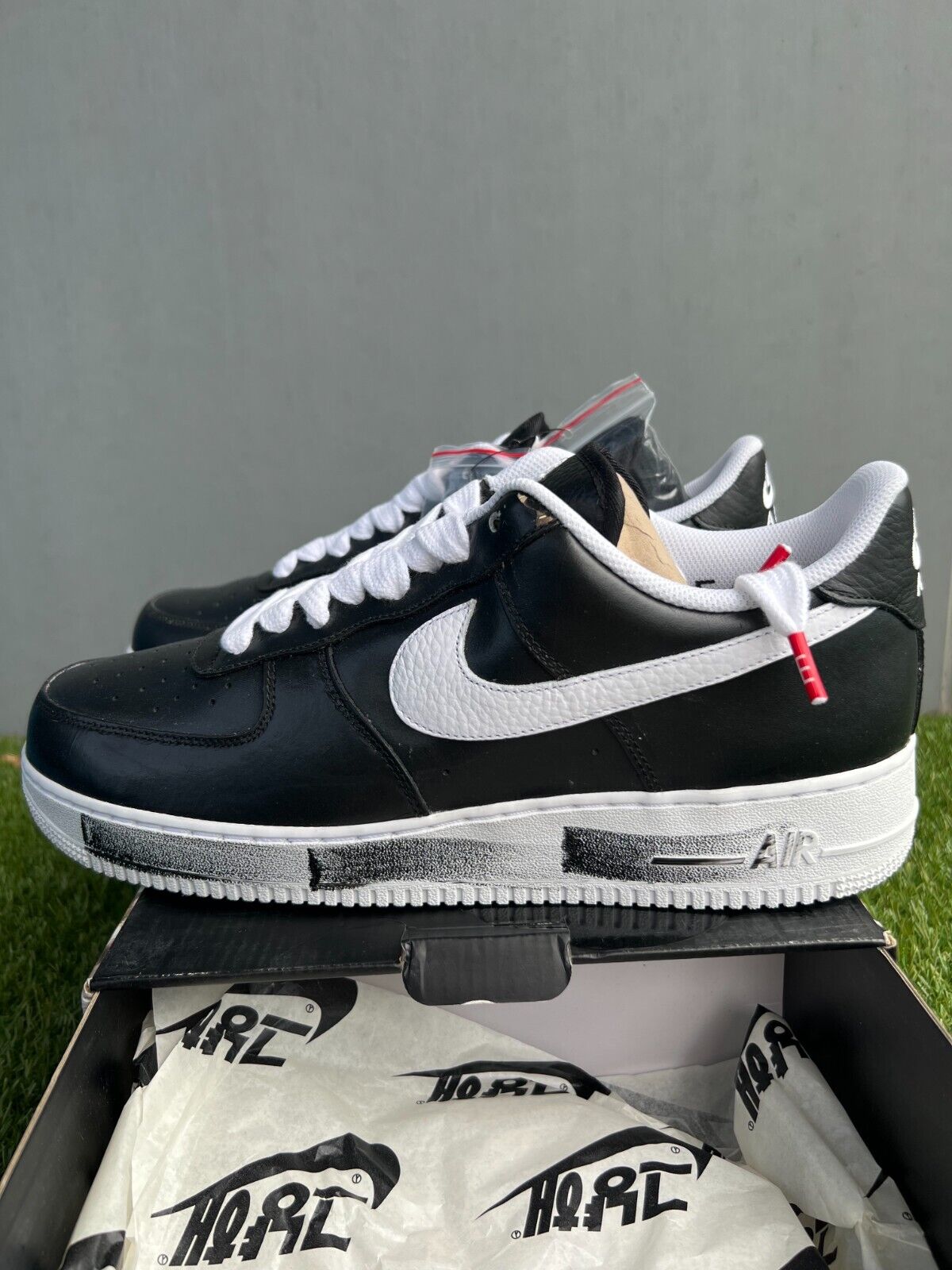 AQ3692-001 Mens Nike Air Force 1 Low 'G-Dragon Peaceminusone AQ3692-001 Mens Nike Air Force 1 Low 'G-Dragon Peaceminusone