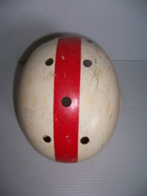 VINTAGE WILSON 3EC-1036 FOOTBALL HELMET SIZE SMALL