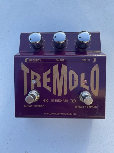 エフェクター　Dunlop TS-1 Tremolo Stereo Pan Dunlop TS-1 Stereo Pan Analog Tremolo MXR Vintage Guitar
