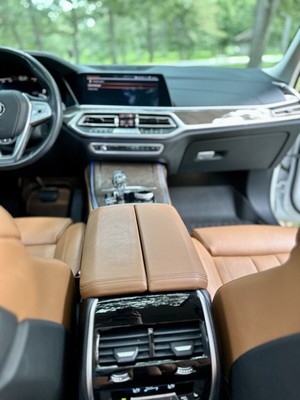 image 21 of interior