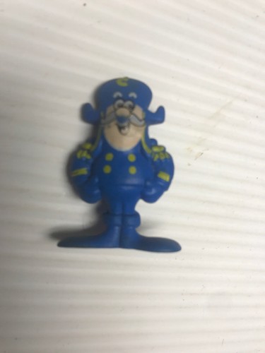 4)Vintage GENERAL FOODS Cereal Toys 2