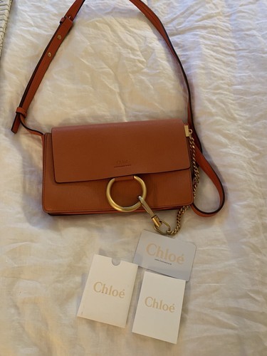 Chloe正規品/関税送料込み FAYE Top handle bag Chloé Medium Faye Soft Top Handle Bag - Black | Editorialist