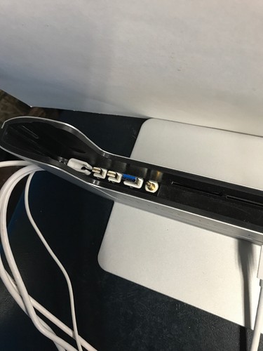 HENGE DOCKS VERTICAL DOCKING STATION FOR 15