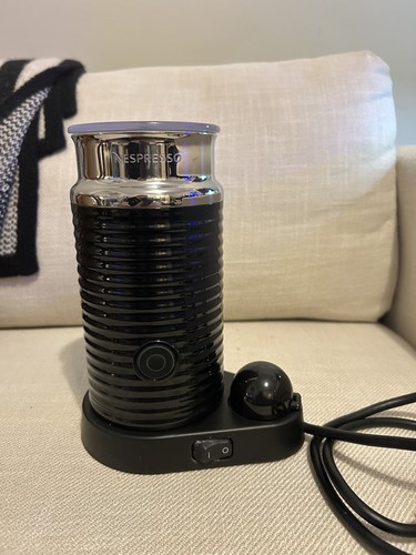 値下げ！Nespresso Aeroccino 3 ブラック Amazon.com: Nespresso Aeroccino 3 Milk Frother, Black, Steel