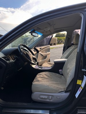 image 4 of interior