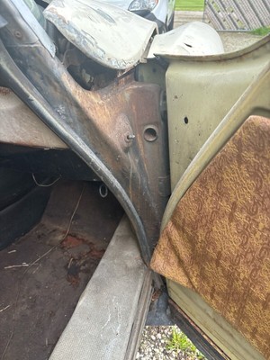 image 11 of interior