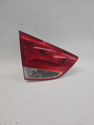 Used Left Tail Light Assembly fits: HYUNDAI TUCSON 10-15 Lid Mounted