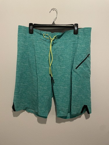 Lululemon Men’s Current State Board Shorts Swim Trunks 9