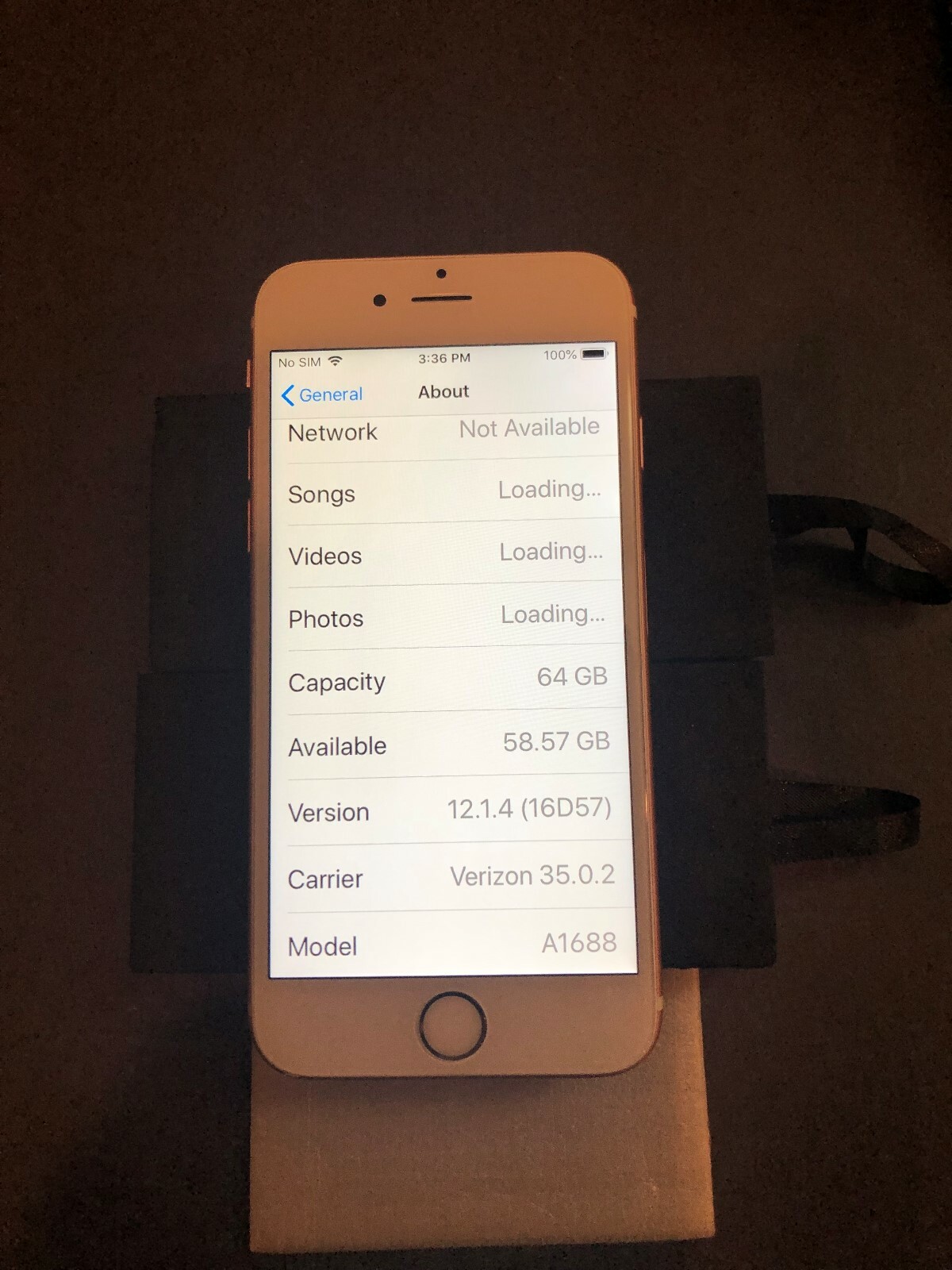 Apple iPhone 6s - 64GB - Rose Gold (Verizon) A1688 (CDMA + GSM)