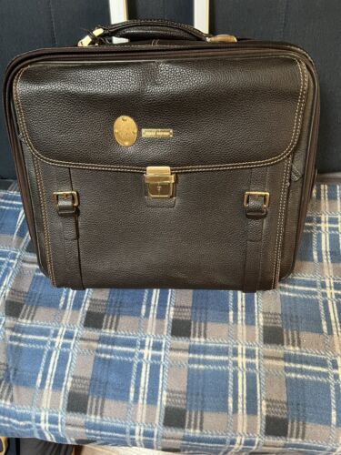 Brooks Brothers Leather Suitcase Still Has New Leather Luggage Appearancel Brooks Brothers Leather Suitcase Still Has New Leather Luggage Appearancel