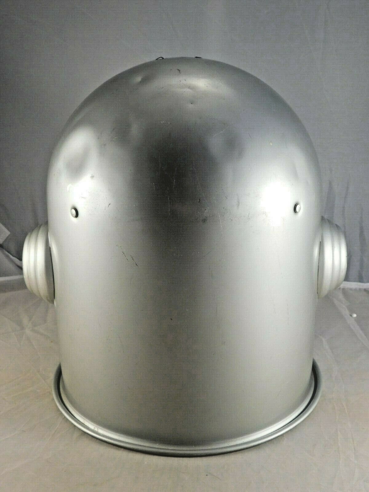VINTAGE 1950s SATELLITE EXPLORER SPACE HELMET T-825