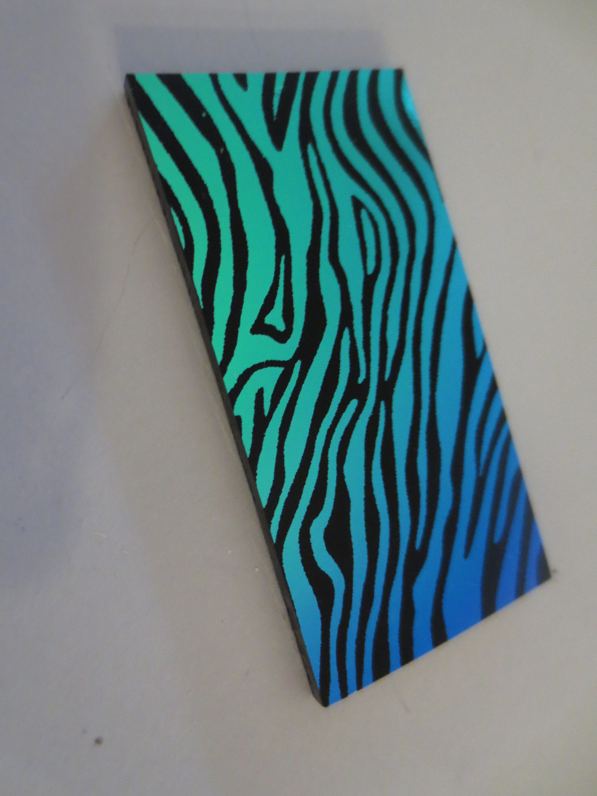 Dichroic Glass COE 90 - Zebra