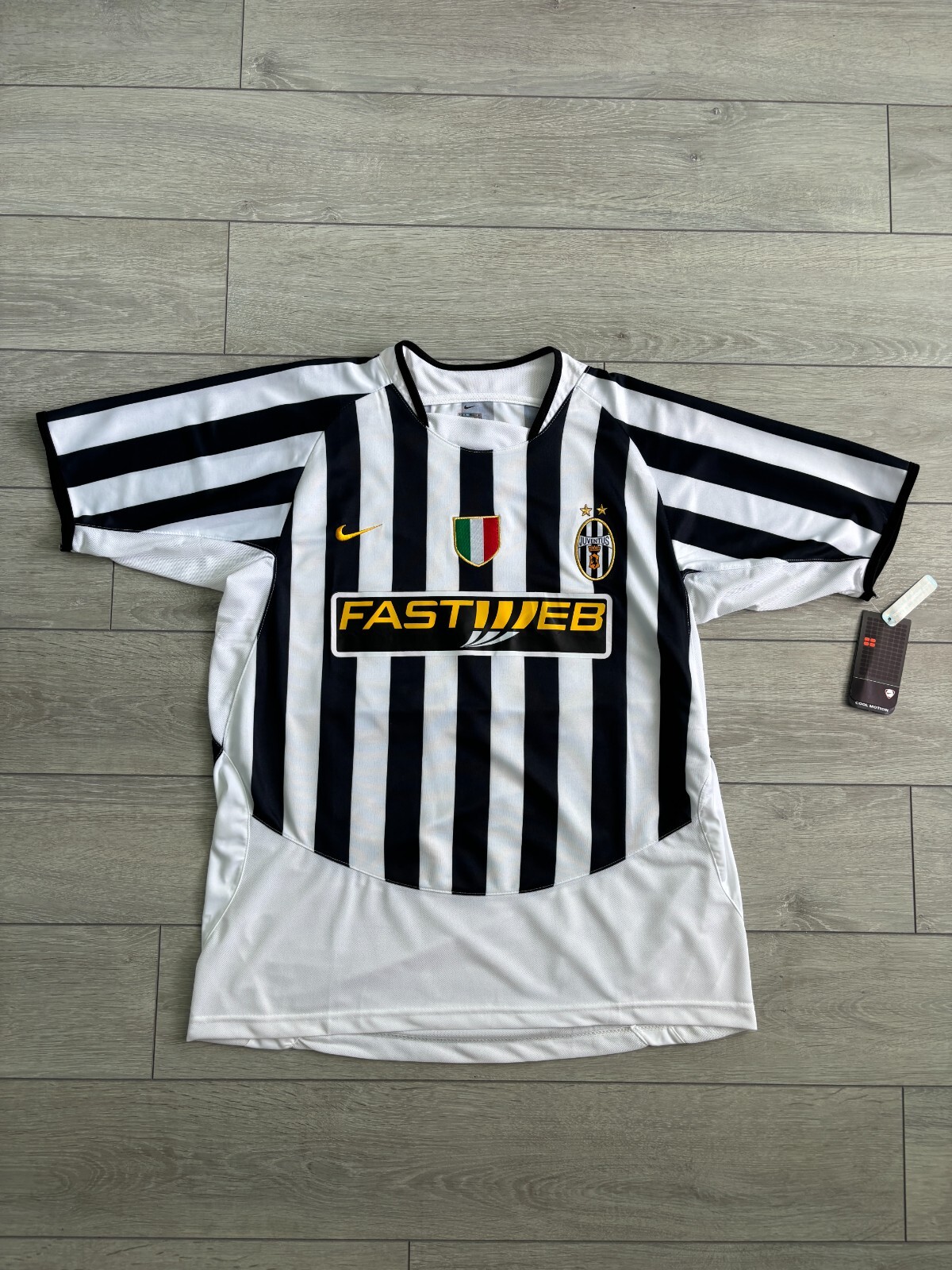 NIKEユベントス2003 ユニフォームＭサイズ FC Juventus 2003 2004 Nike Football Shirt Soccer Jersey