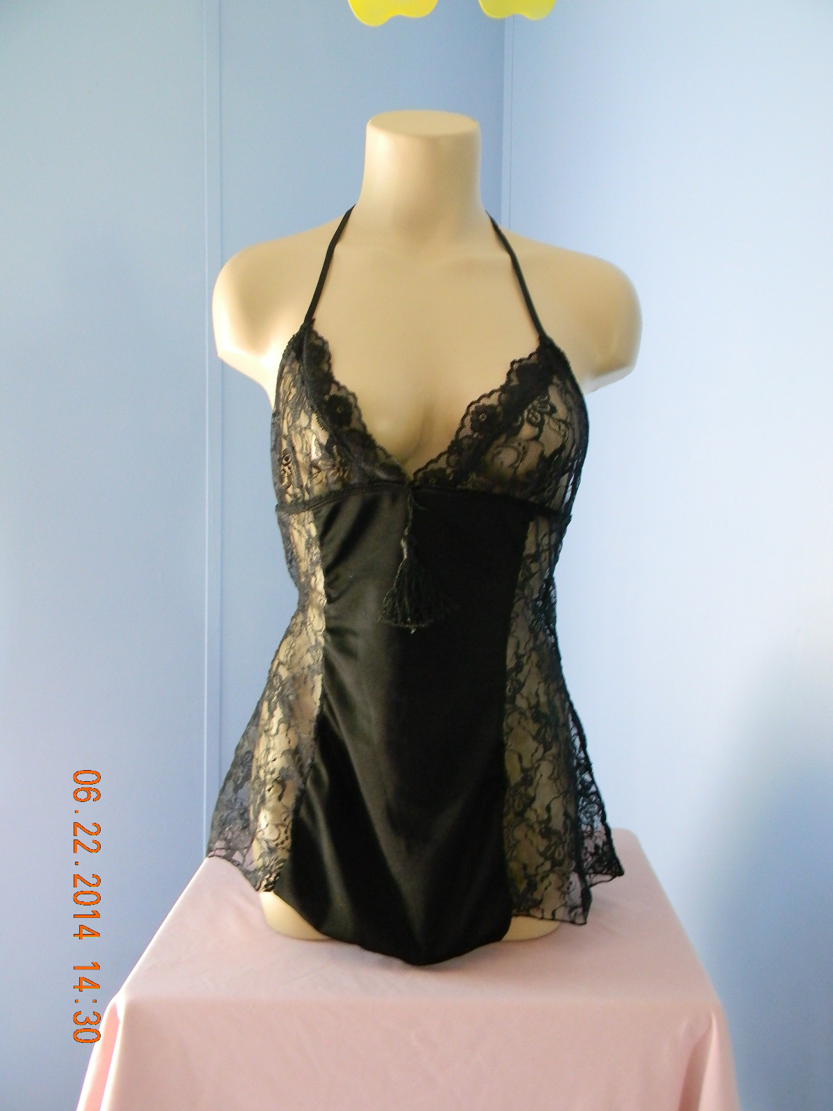 Lover's Lane Slip Halter style Size M