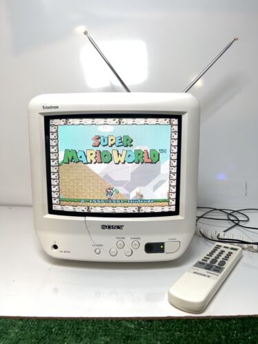Sony Trinitron WHITE KV-9PT50 9 inch Retro Gaming Sony Trinitron WHITE KV-9PT50 9 inch Retro Gaming