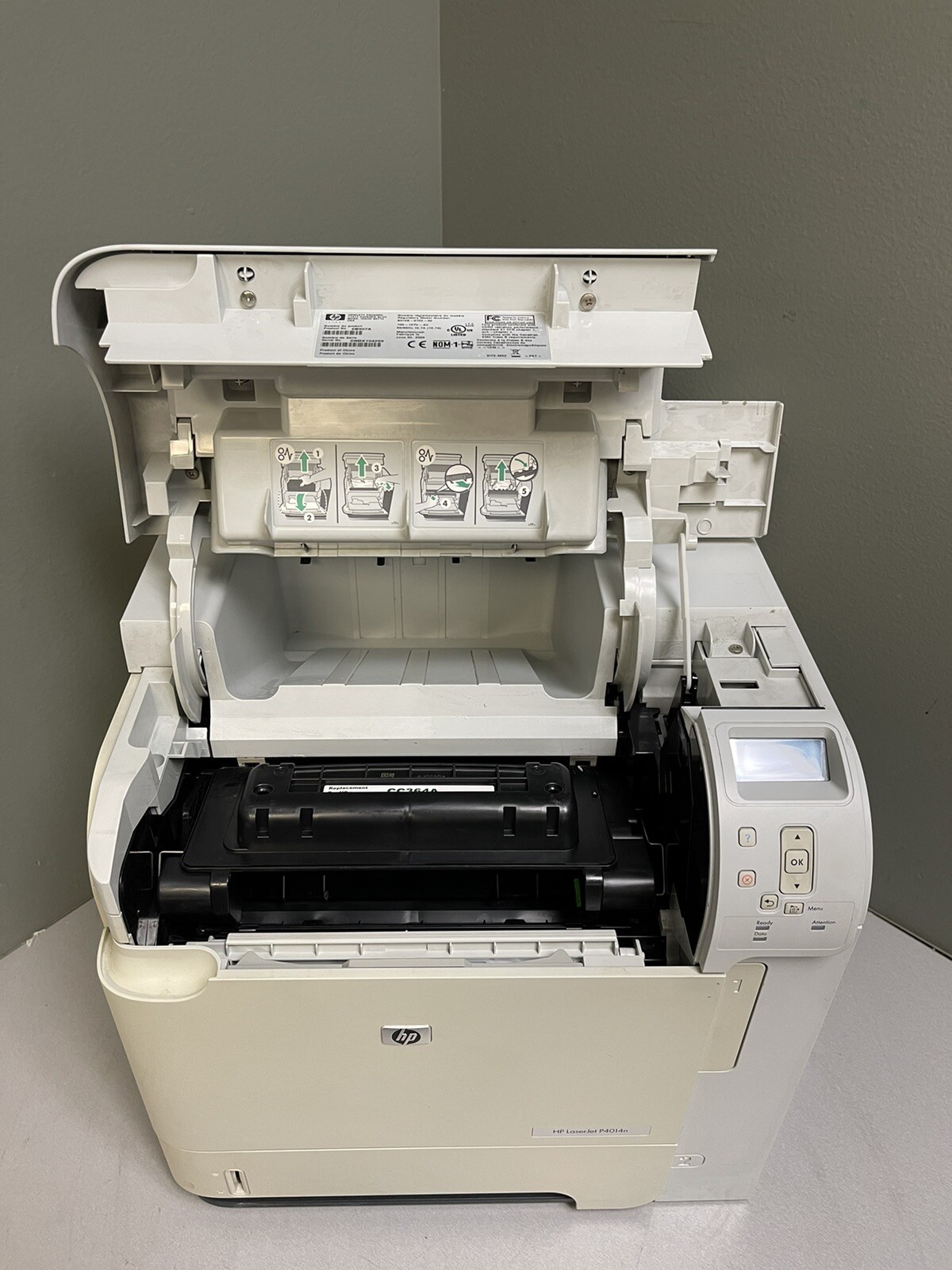 超高品質 トナーとUSBケーブル付HP LaserJet 