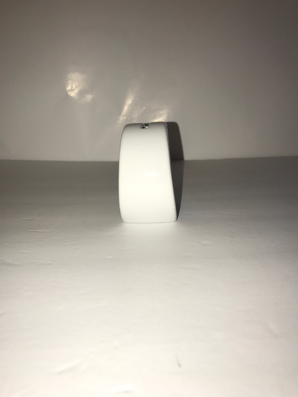 MJ Hummel Porcelain Coin Bank with Key “He Loves Me” Reutter Porzellan, Gemany