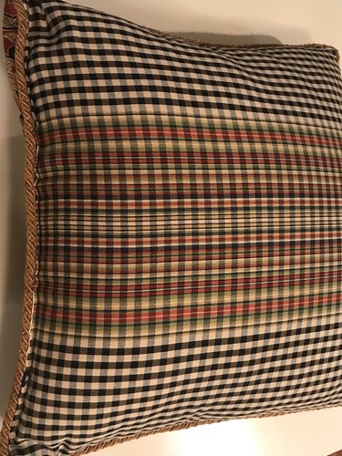 Abrahams Tapestry Rayon Pillow Maroon Gold Black Pillow 18x18 GUC