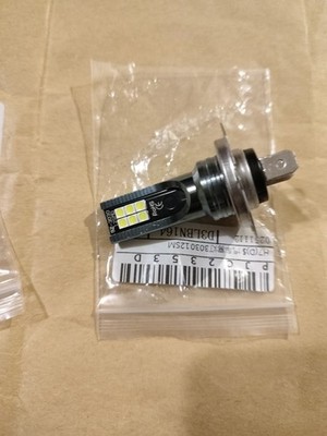 Foto dell'oggetto di un acquirente verificato